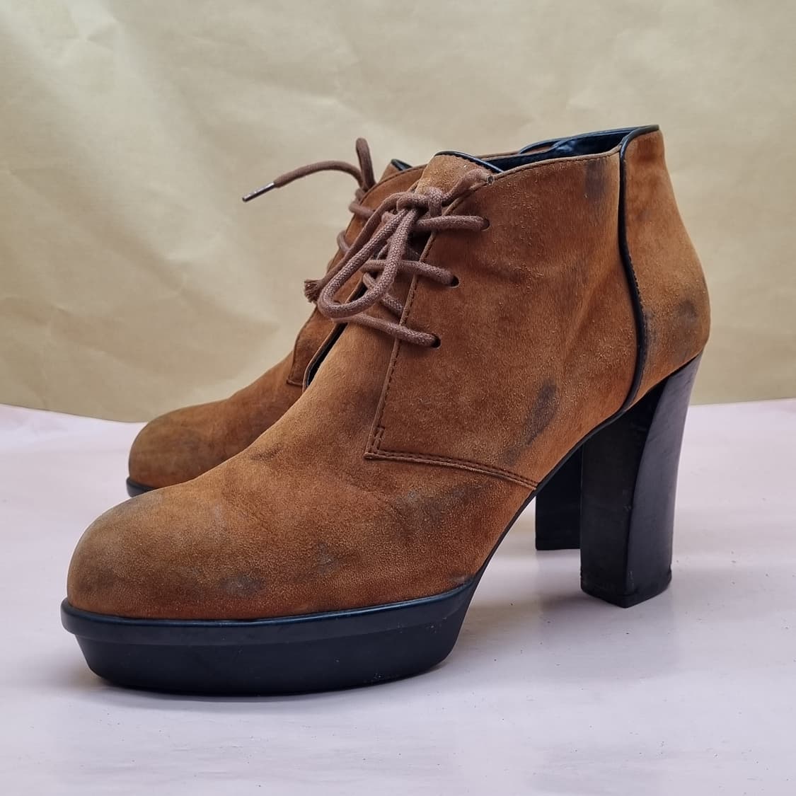 토즈 레이스업 여성부츠235 굽10 상품이미지1
