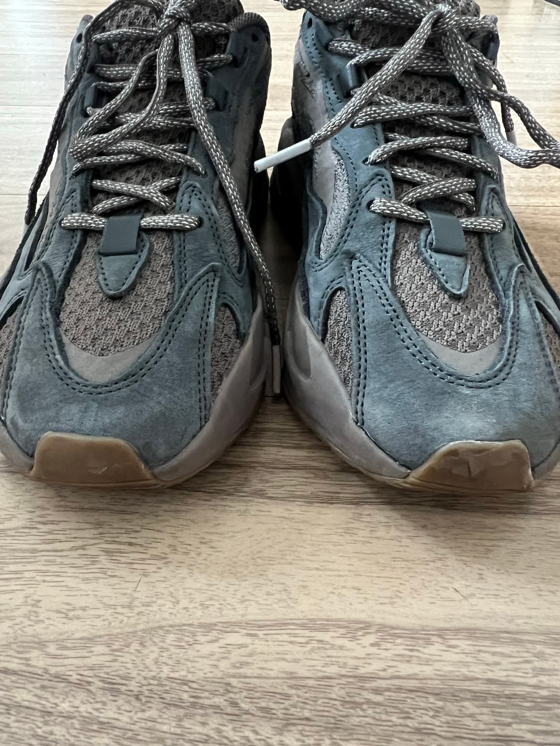 아디다스 이지 부스트 700 V2 모브 (275) 상품이미지5