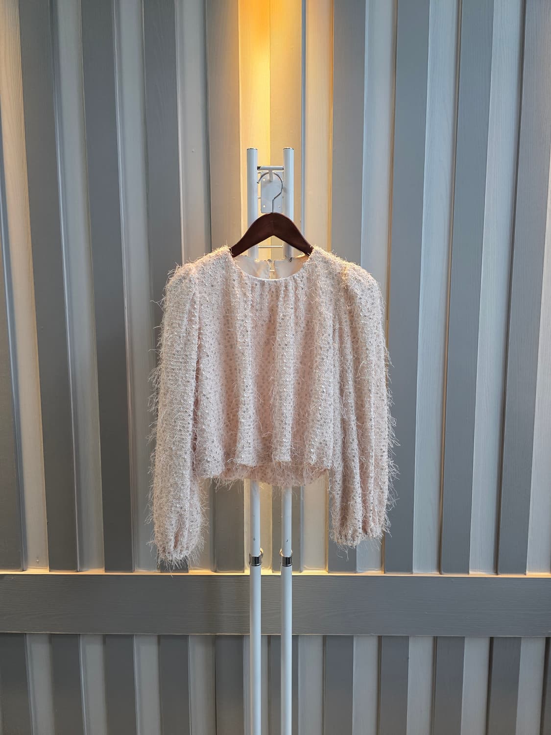 벌룻핏 스팽글 블라우스 상품이미지1