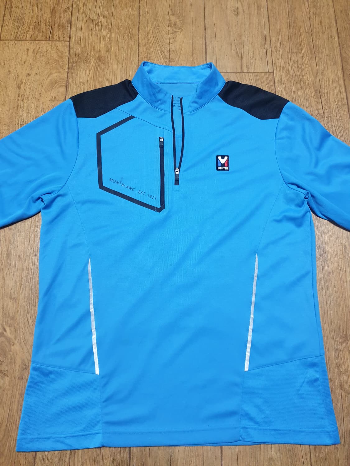 1223 밀레 아웃도어 반집업 100 사이즈입니다 상품이미지1