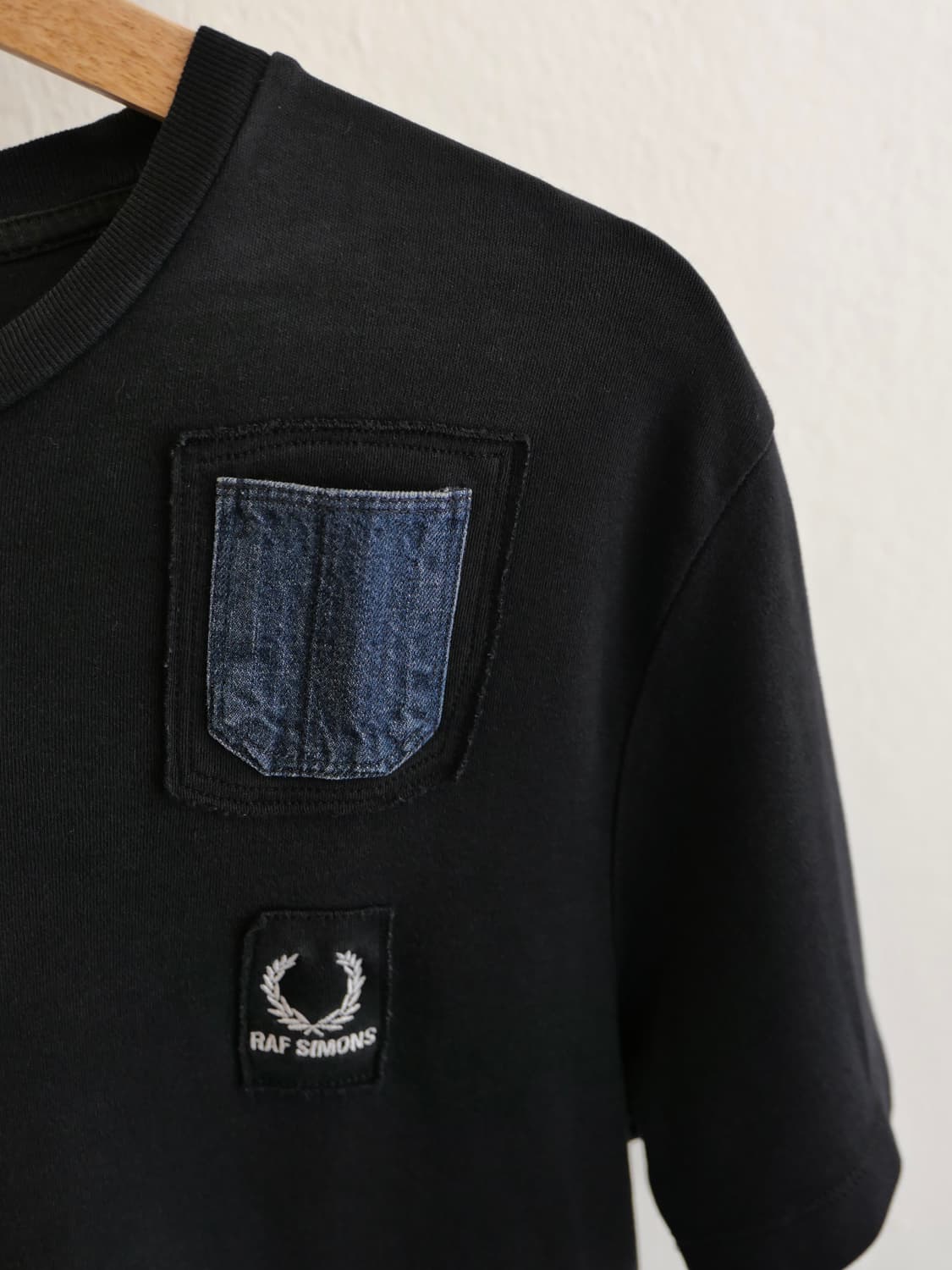 라프시몬스 x 프레드페리 반팔 상품이미지2