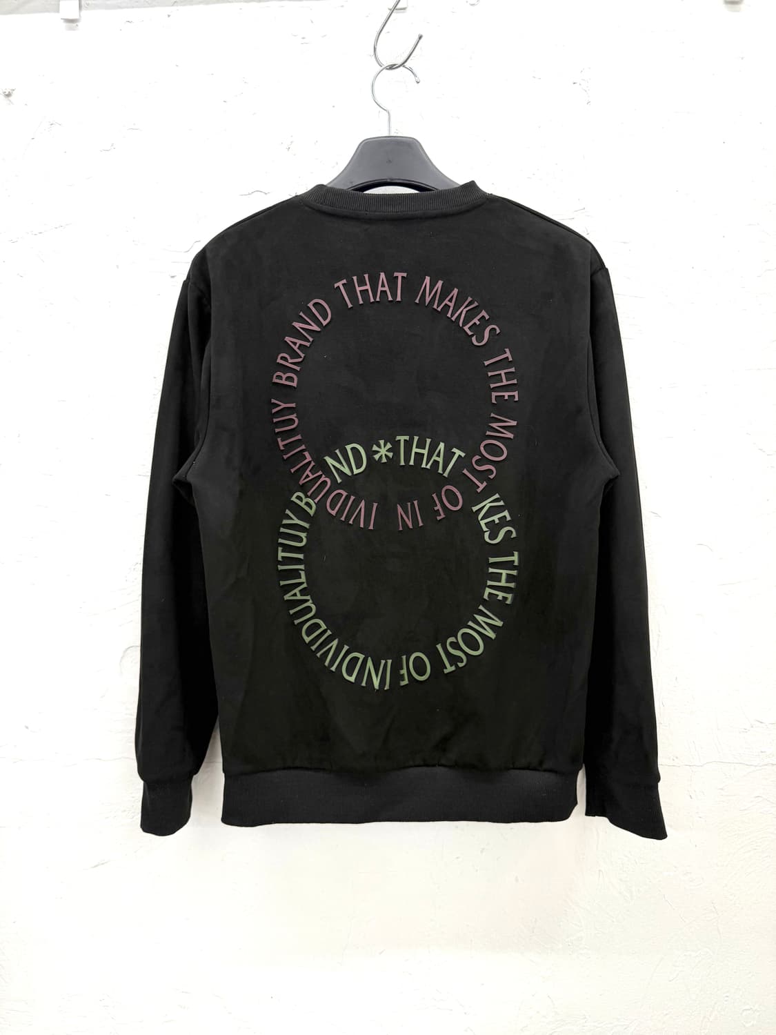 in the attic 큐빅 스웻셔츠 상품이미지3