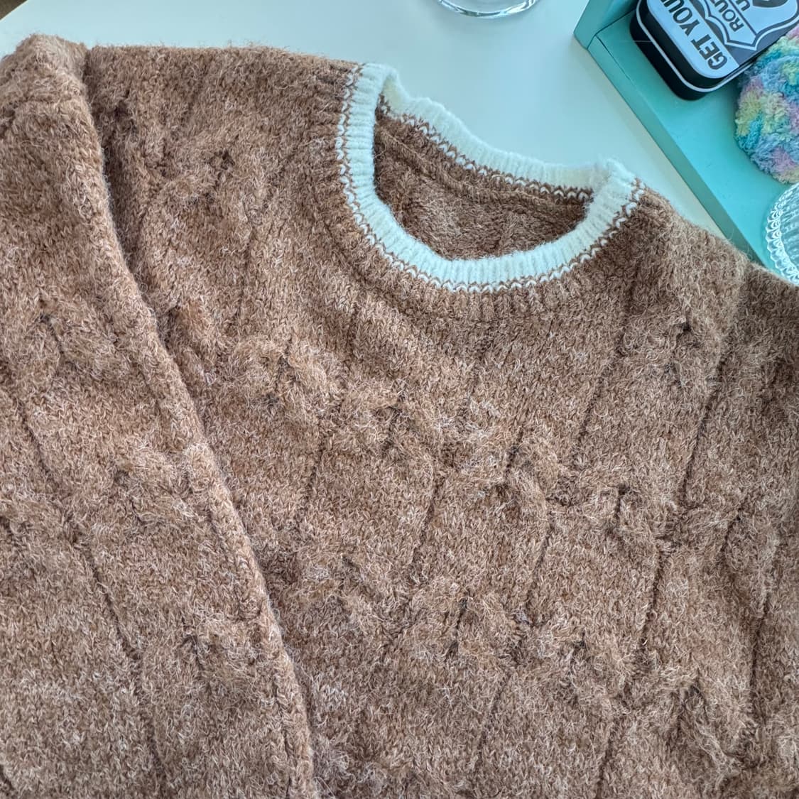 브라운 화이트배색 긴팔 니트티셔츠 상품이미지8