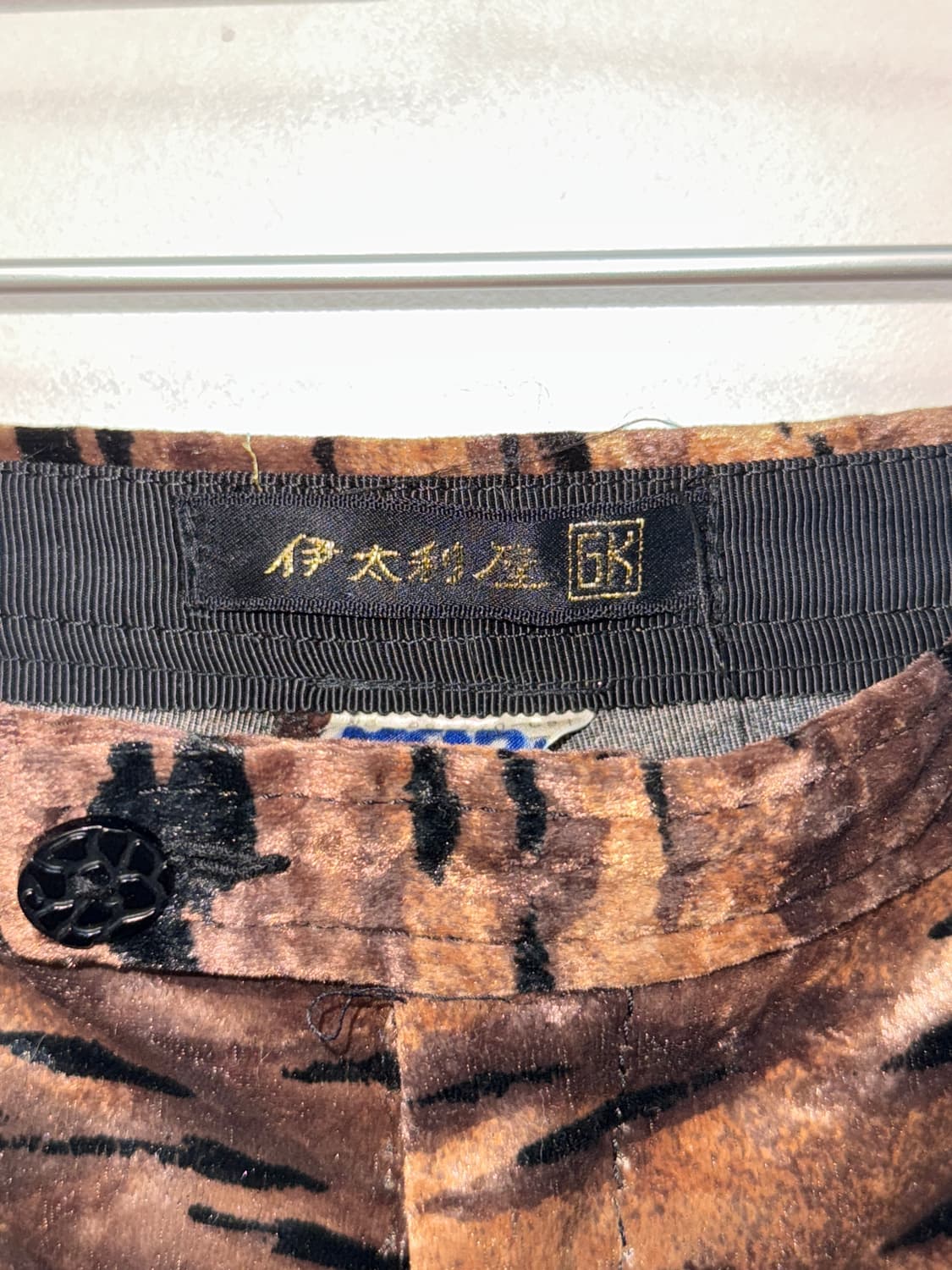 GK brown velvet zebra bootscut pants 상품이미지4
