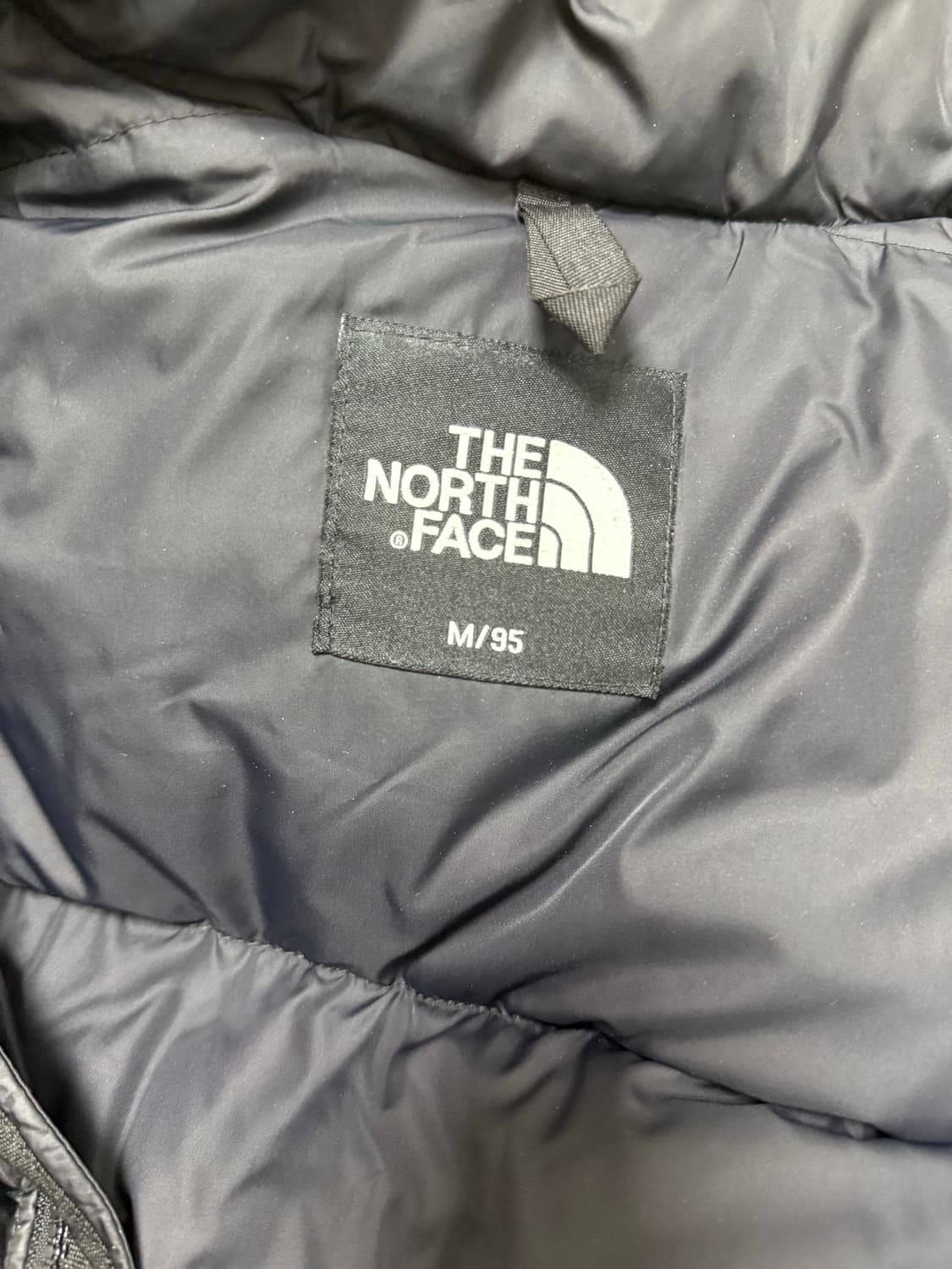 노스페이스 패딩 블랙 m 상품이미지5