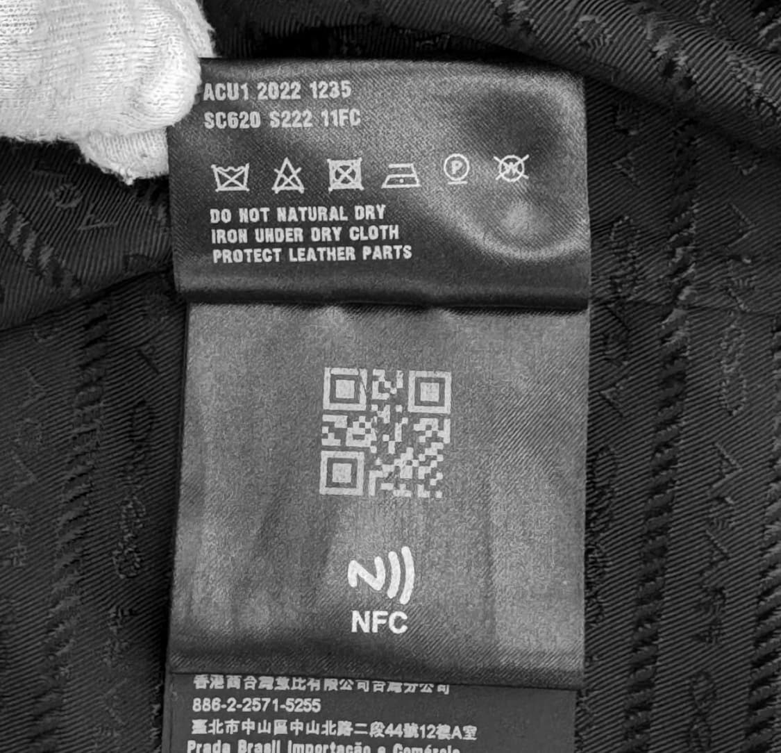 [M] 프라다 남성 리나일론 삼각로고 멀티로고 집업 반팔 셔츠 자켓 블랙 상품이미지9