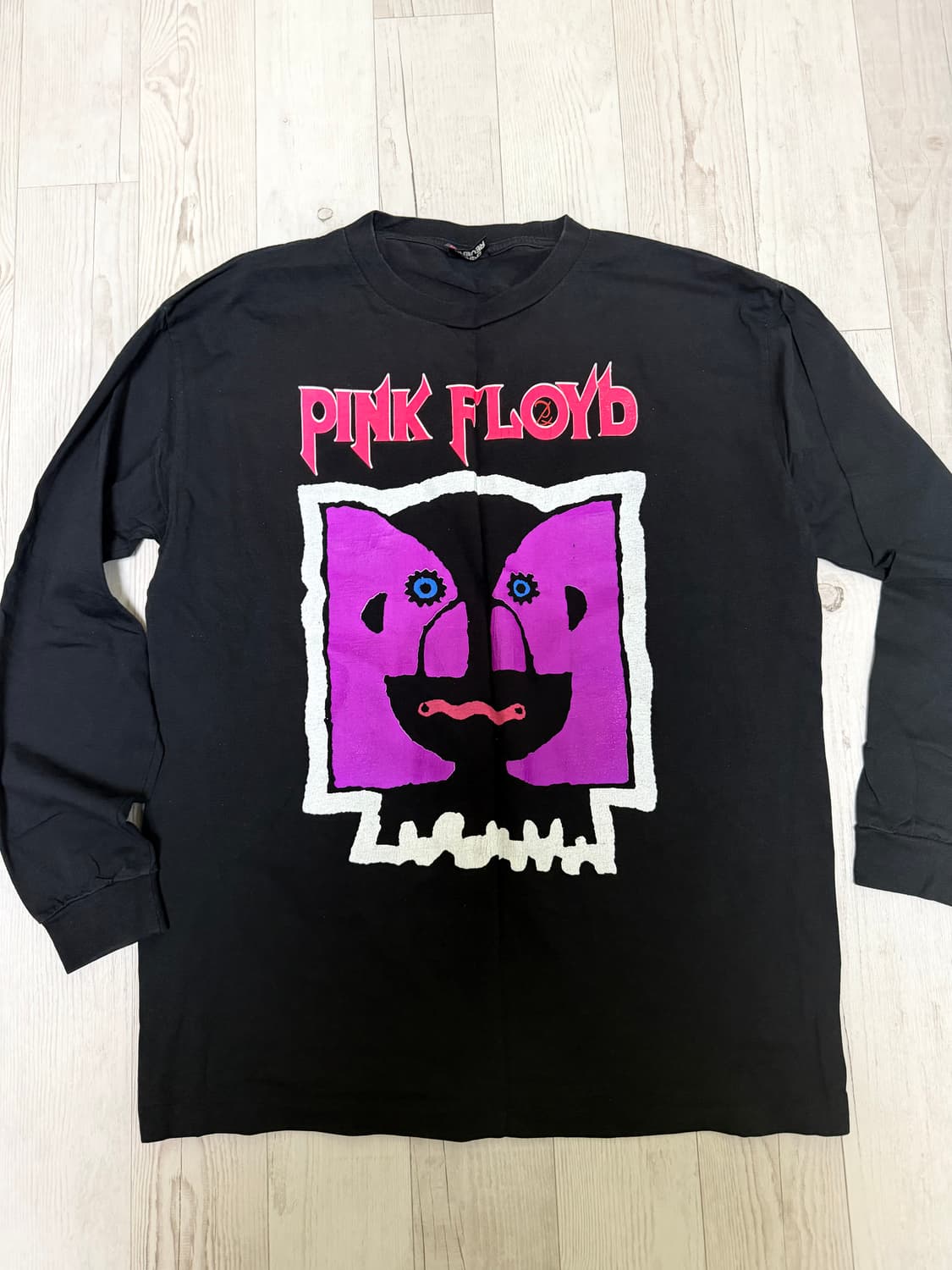도넛리벤지 핑크플로이드 롱슬리브 상품이미지1