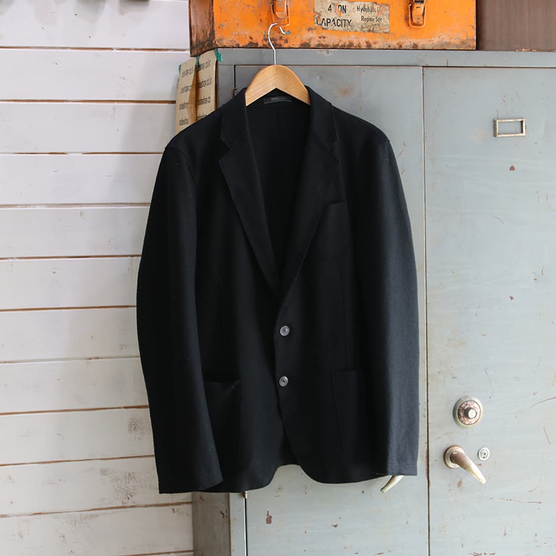 (착용컷) ARMANI 울 블레이져 (남성용 98) 상품이미지1