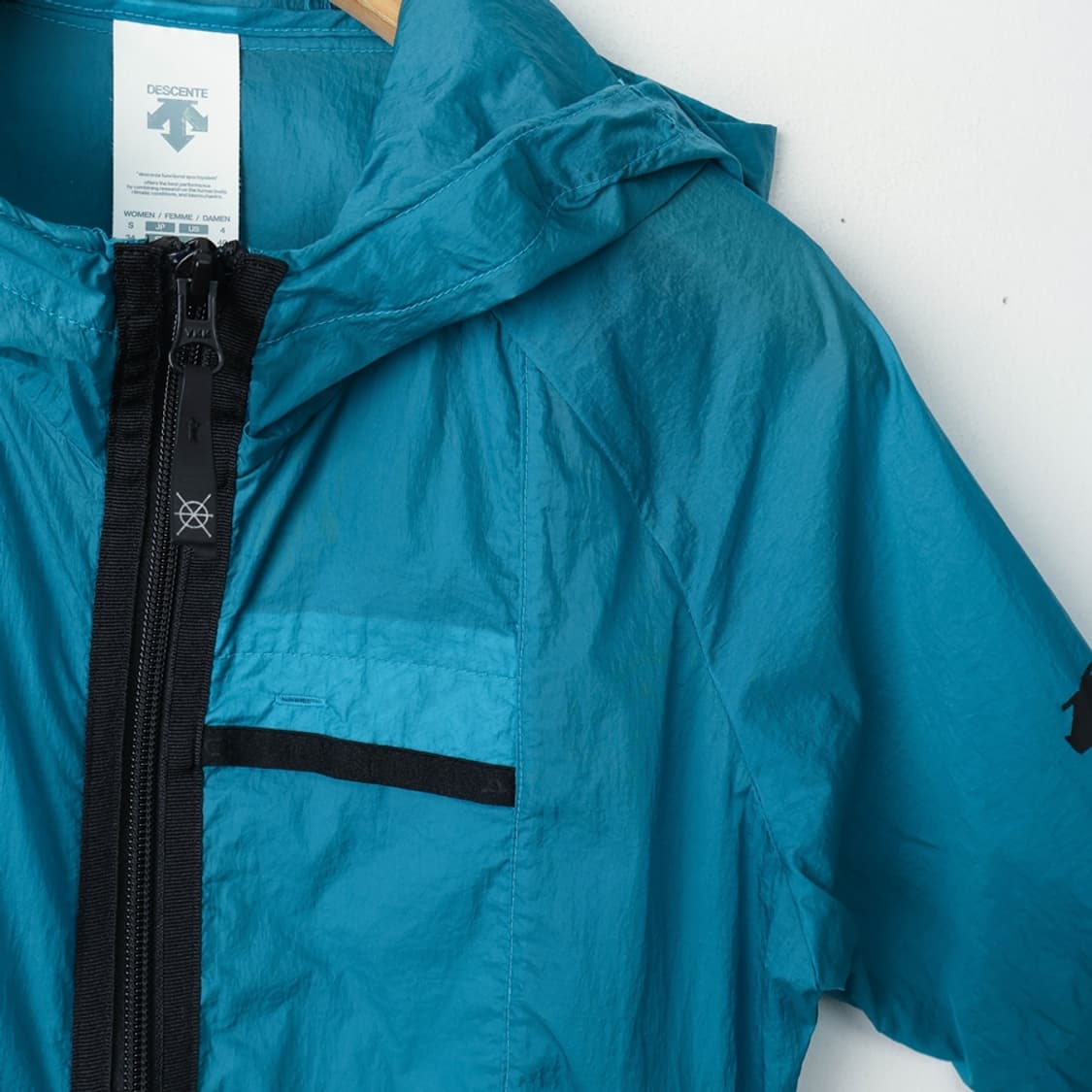 44/데상트 바람막이 상품이미지3