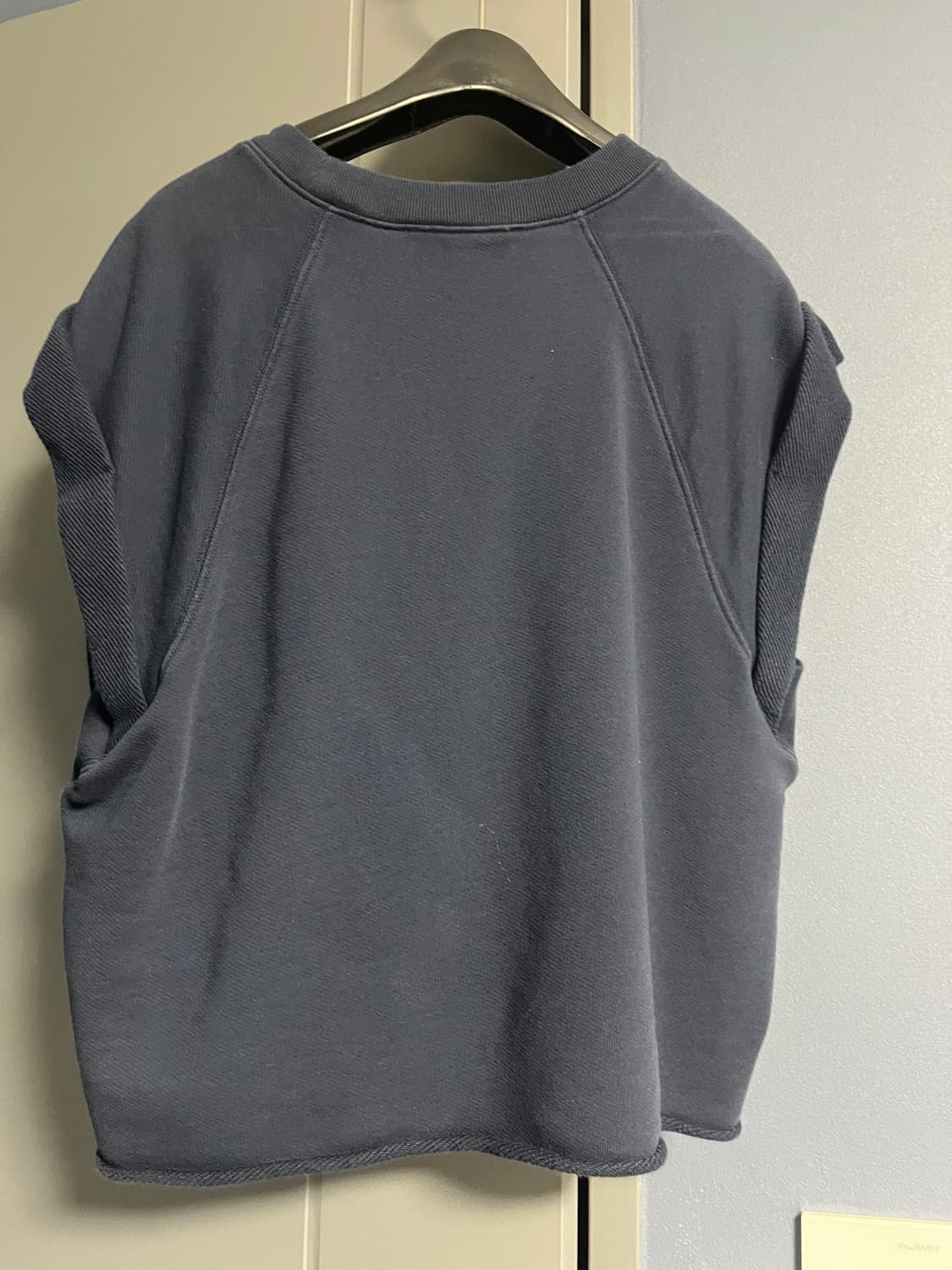 frame 네이비 반팔 맨투맨 상품이미지3