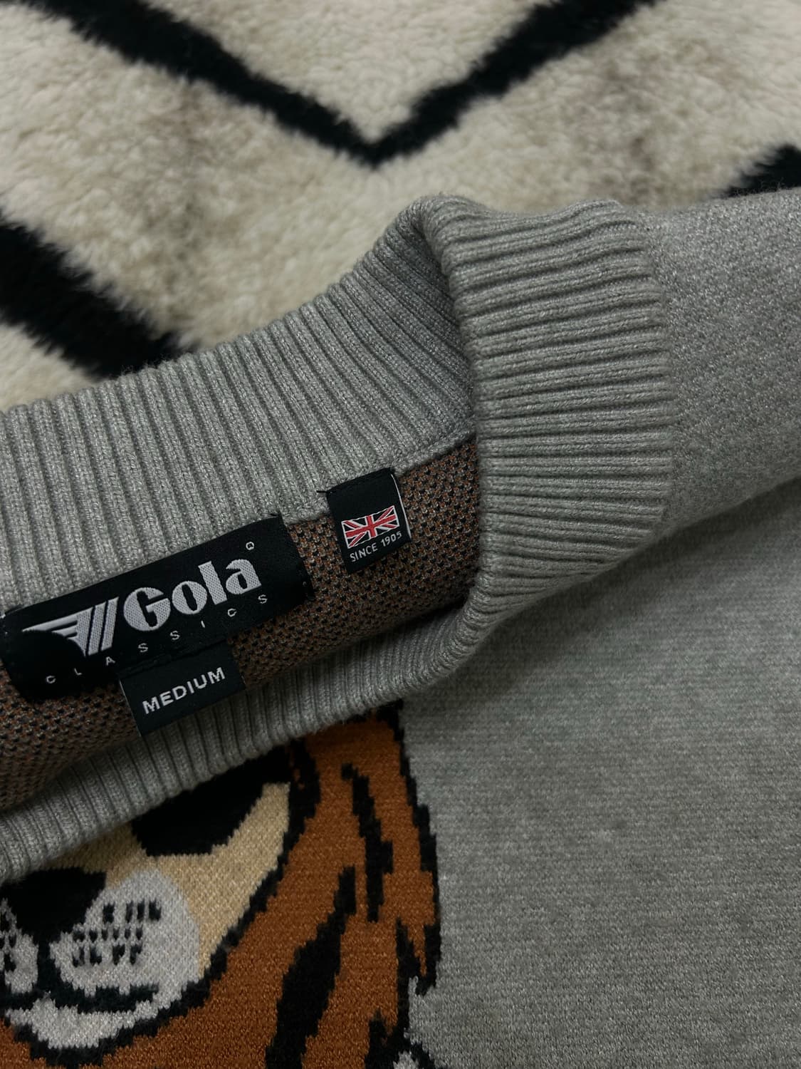 [M]GOLA 오버핏 라이언 니트/그레이 상품이미지5