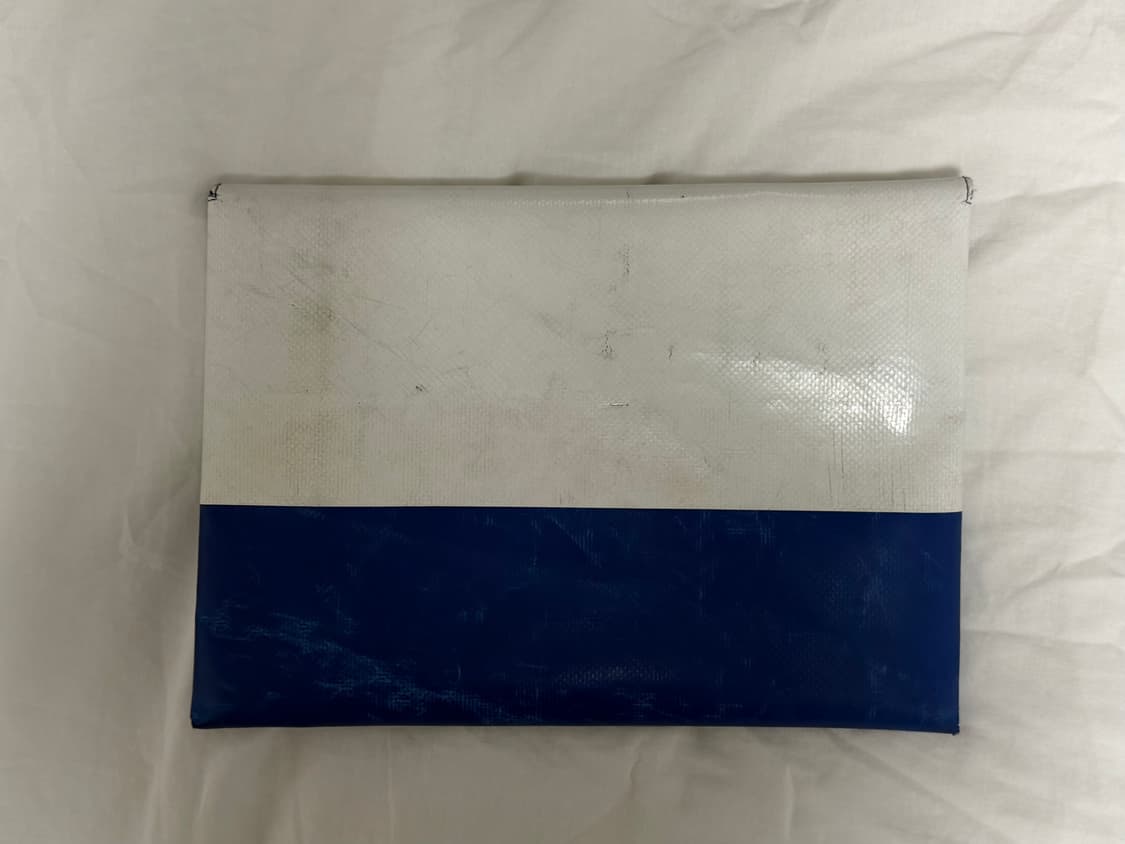 프라이탁 F411 노트북파우치 SLEEVE FOR LAPTOP 13/14 상품이미지2