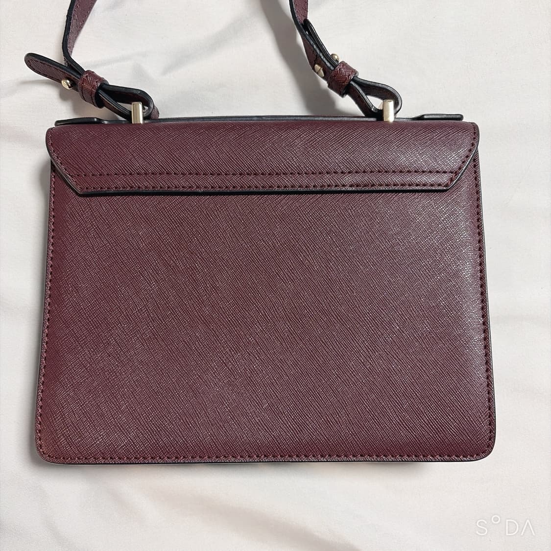 비비안웨스트우드 버건디 크로스백 상품이미지4