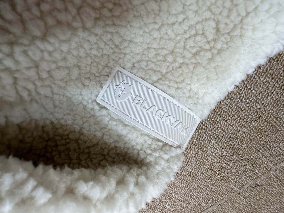 블랙야크 아이보리 뽀글이 후리스 자켓 상품이미지5