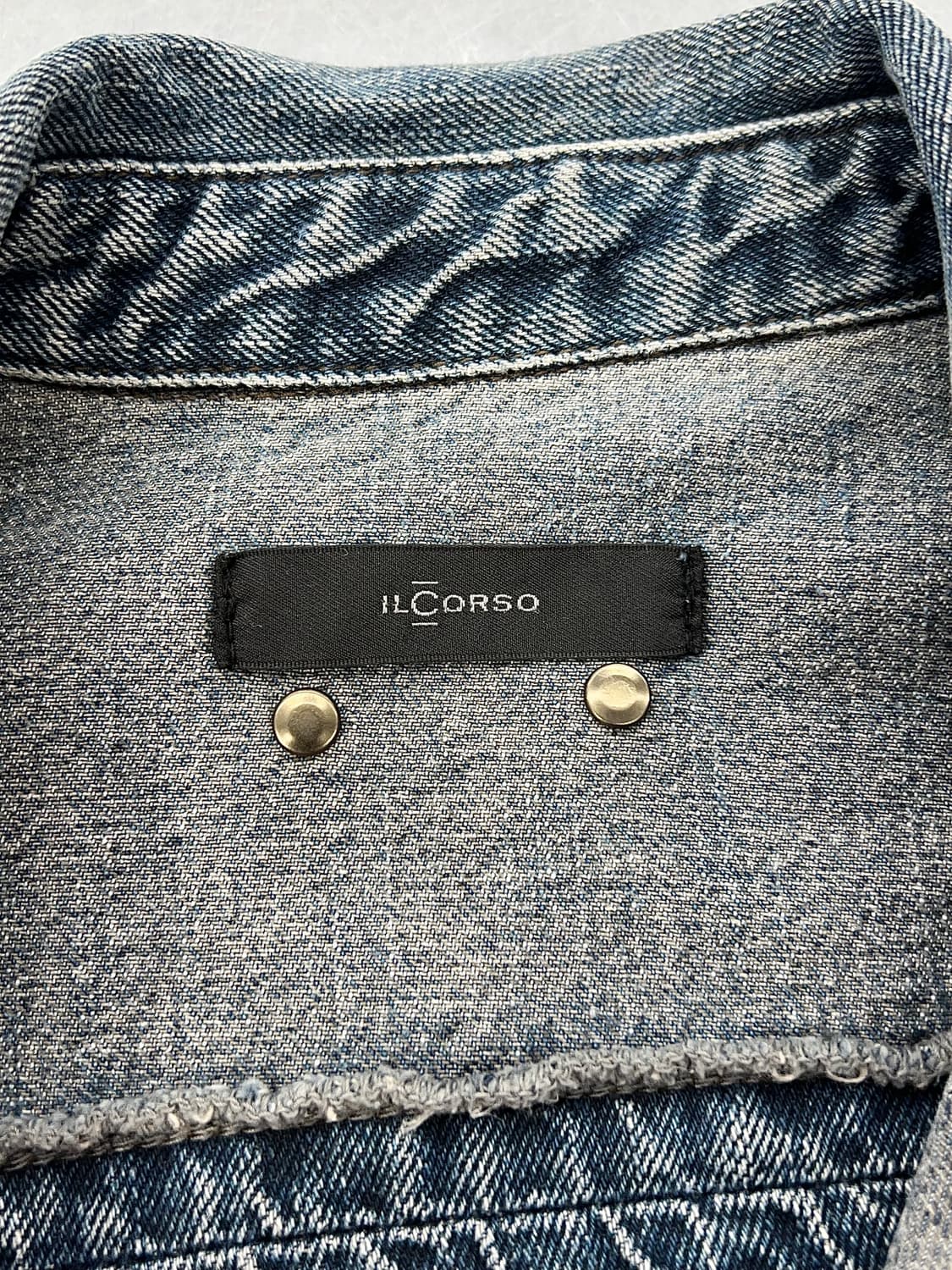 일꼬르소 웨스턴 스톤 워싱 데님 셔츠 자켓 상품이미지7