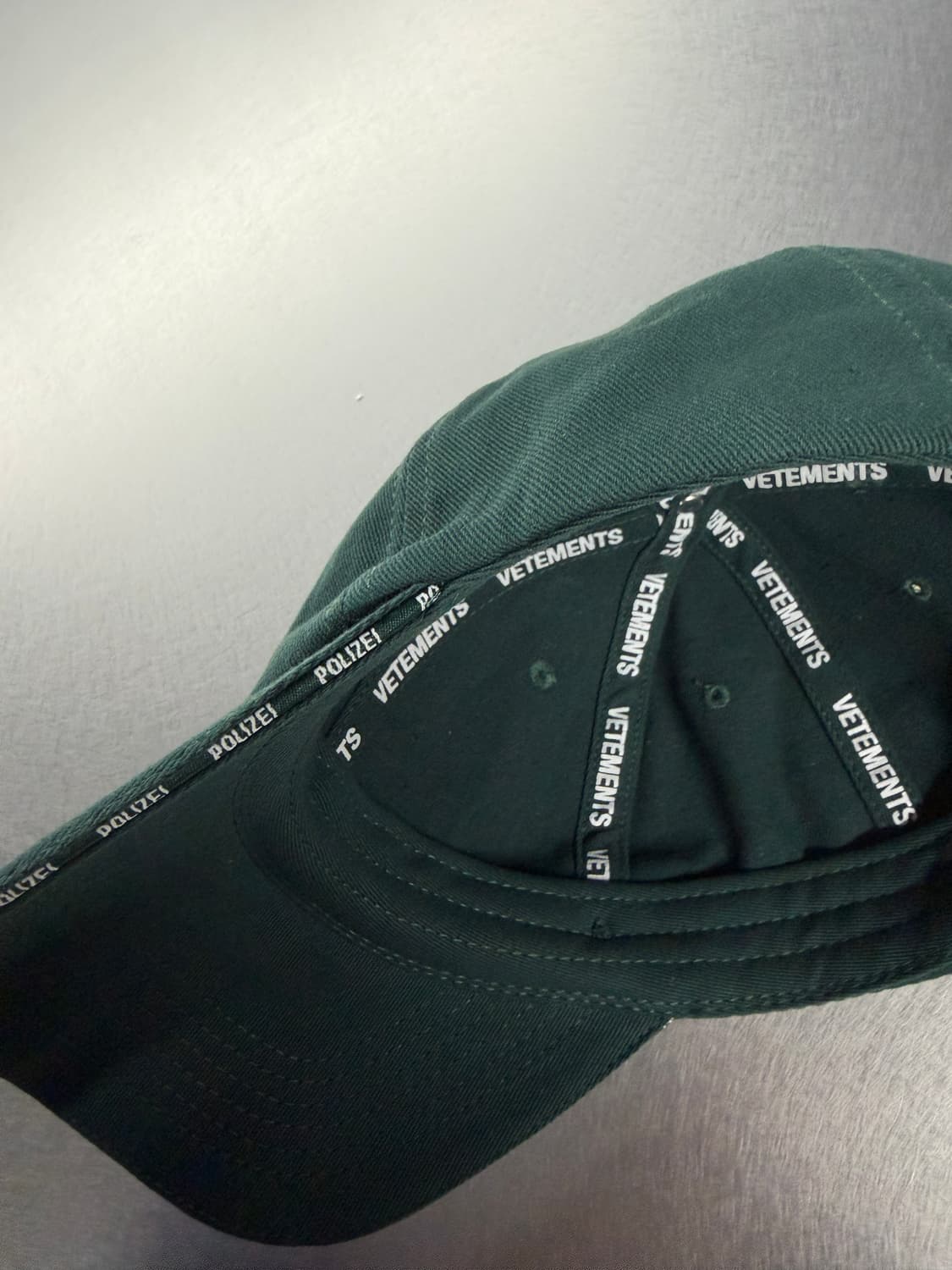 Vetements 베트멍 폴리자이 모자 상품이미지2