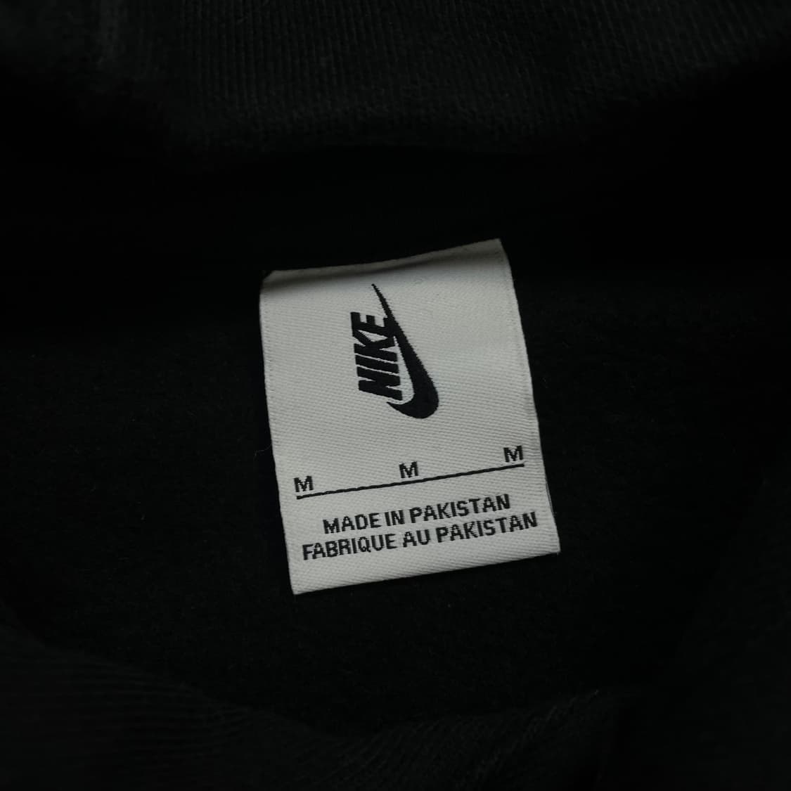 나이키 x 파타 x 바르셀로나 쿨레르스 델 몬 후드티 블랙 상품이미지5