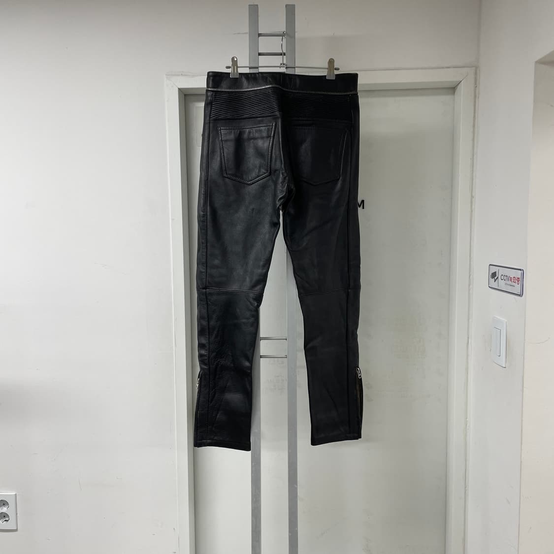이자벨마랑 H&M 레더 바이크 팬츠 32 상품이미지4