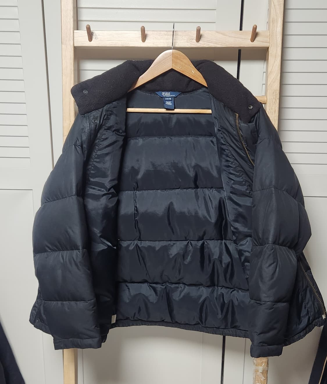 폴로 랄프로렌 여성 블랙 푸퍼 숏 패딩 상품이미지5