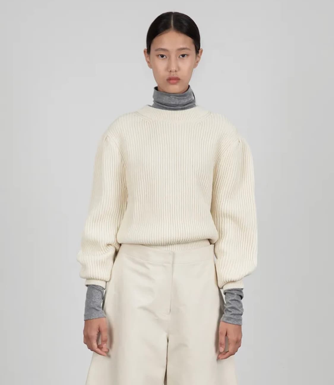 아모멘토 하프 넥 니트 ECRU 상품이미지1