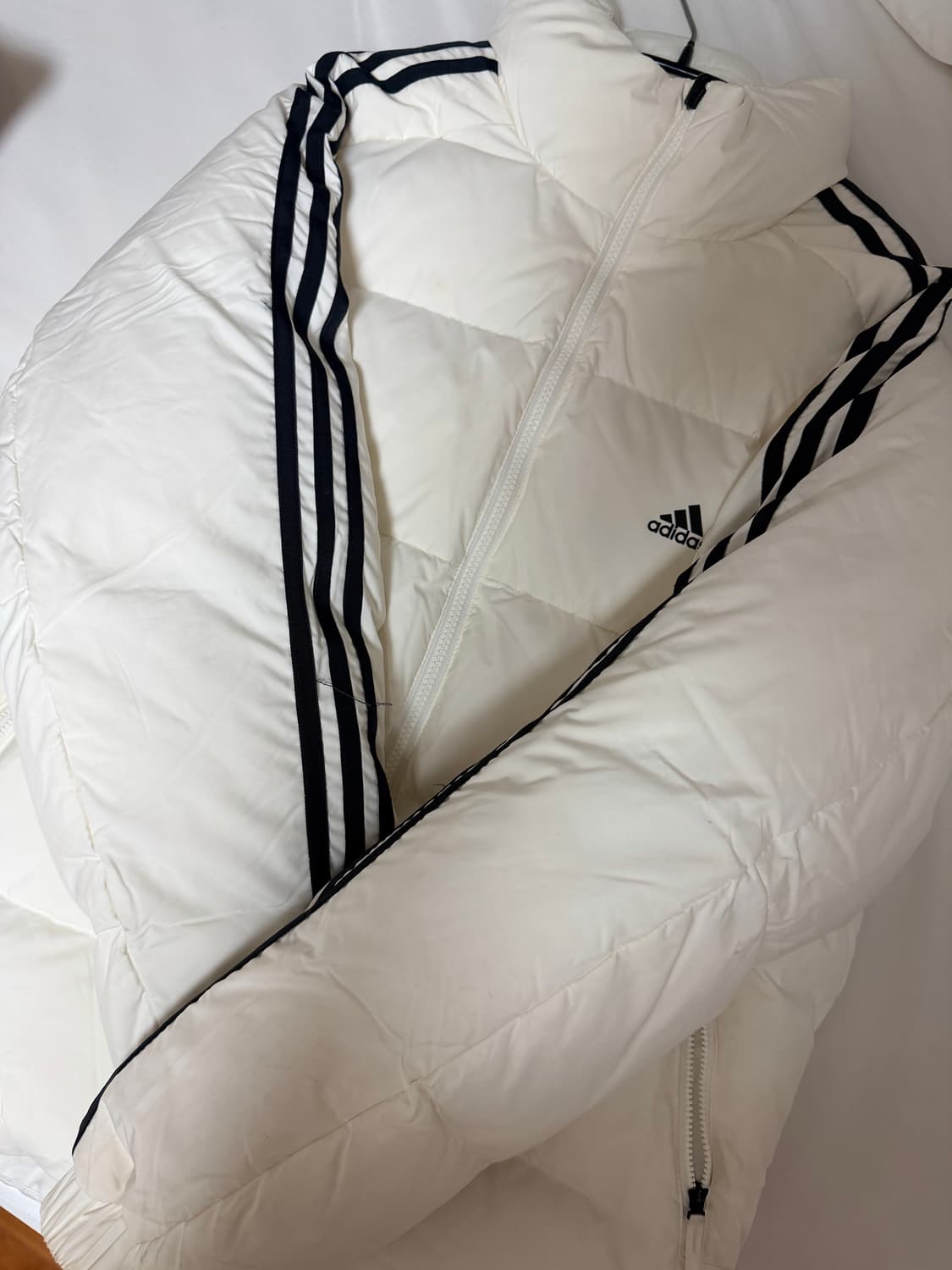 아디다스 양면 패딩 상품이미지1