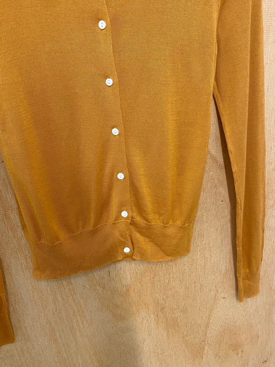 UNITED ARROWS collarless cardigan 실크 가디건 상품이미지4