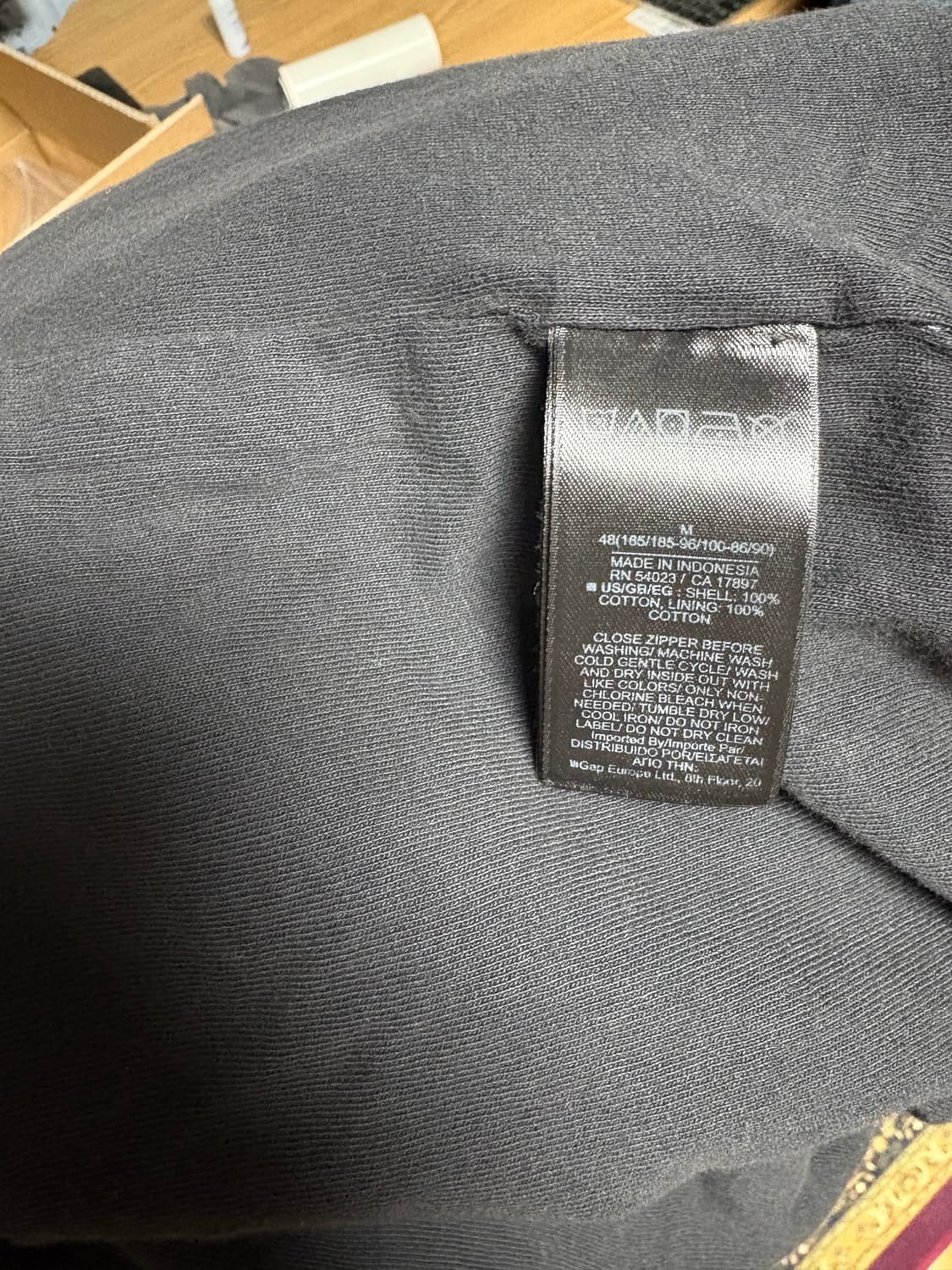 이지갭 후드집업 블랙 미디엄 판매합니다 (새상품) 상품이미지2