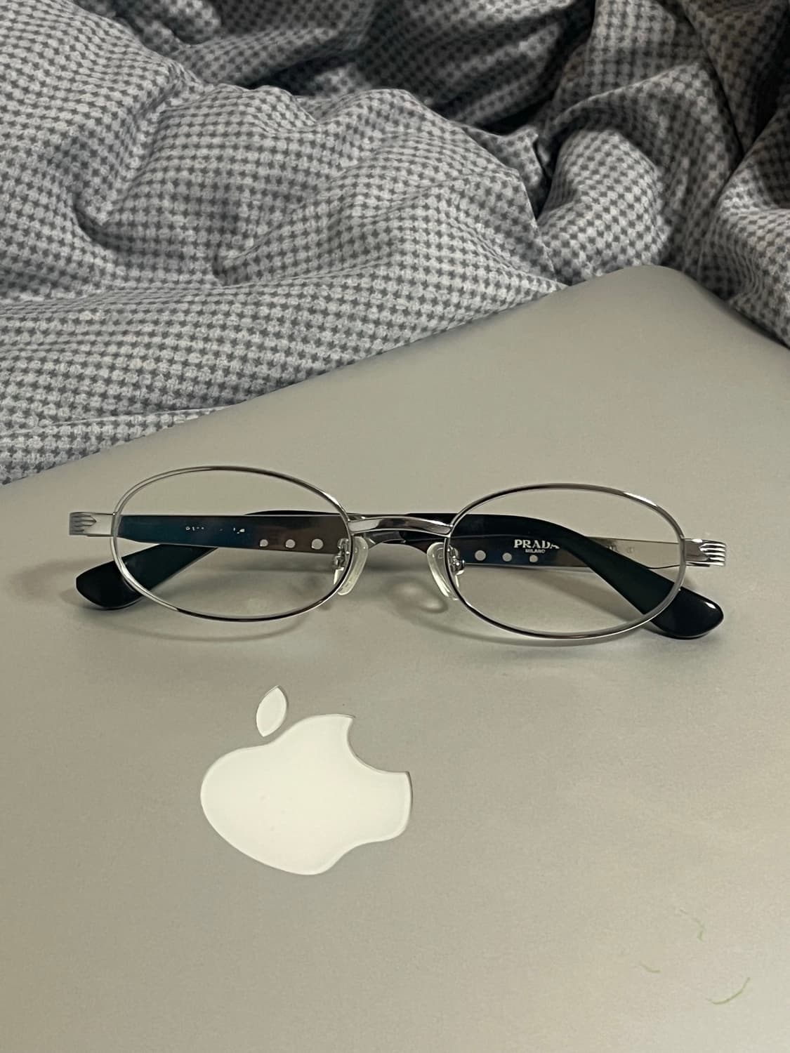 프라다 빈티지 안경 상품이미지1