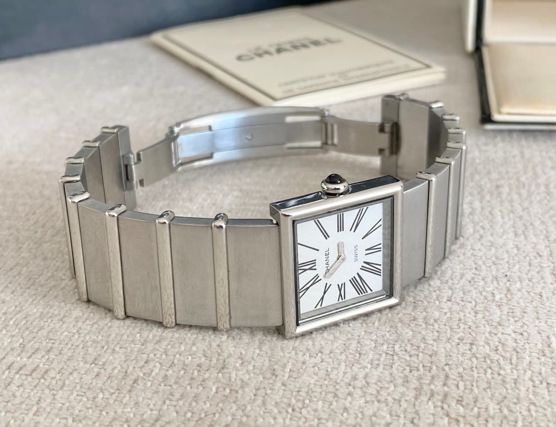 샤넬 마드모아젤 23mm 스몰 사이즈 스틸 쿼츠 상품이미지6