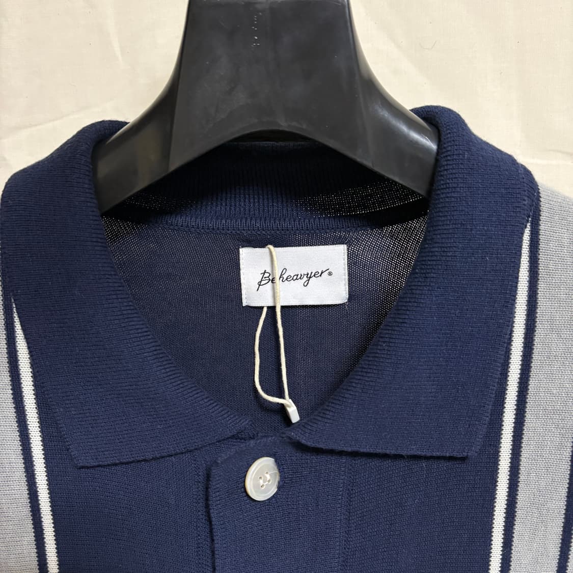 비헤비어 스트라이프 버튼 카라 니트 가디건 / 네이비, 2 상품이미지4