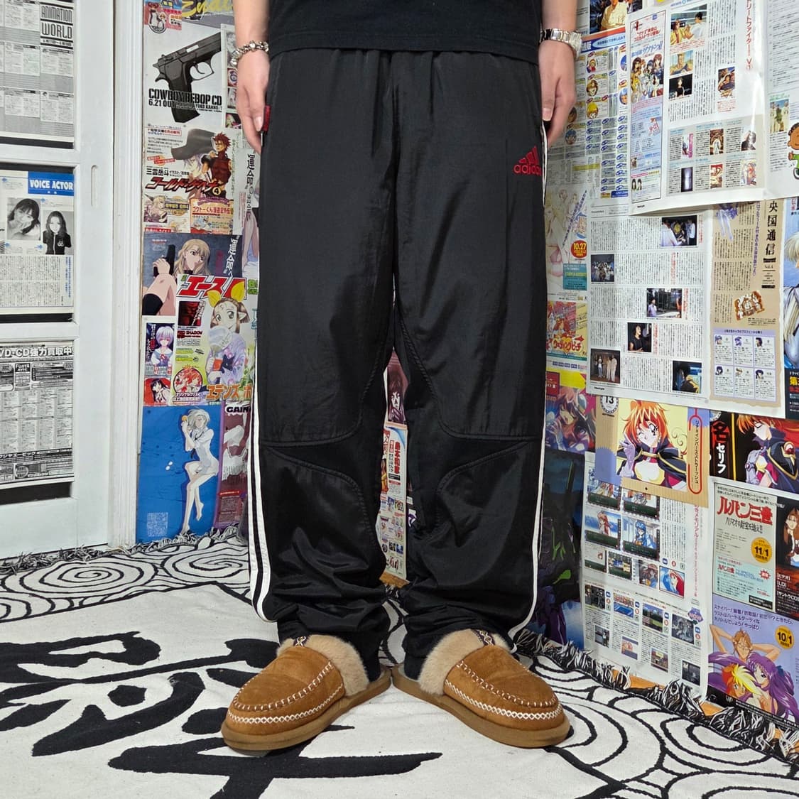 아디다스 블랙 삼선 스타 프린팅 트랙 팬츠 상품이미지1