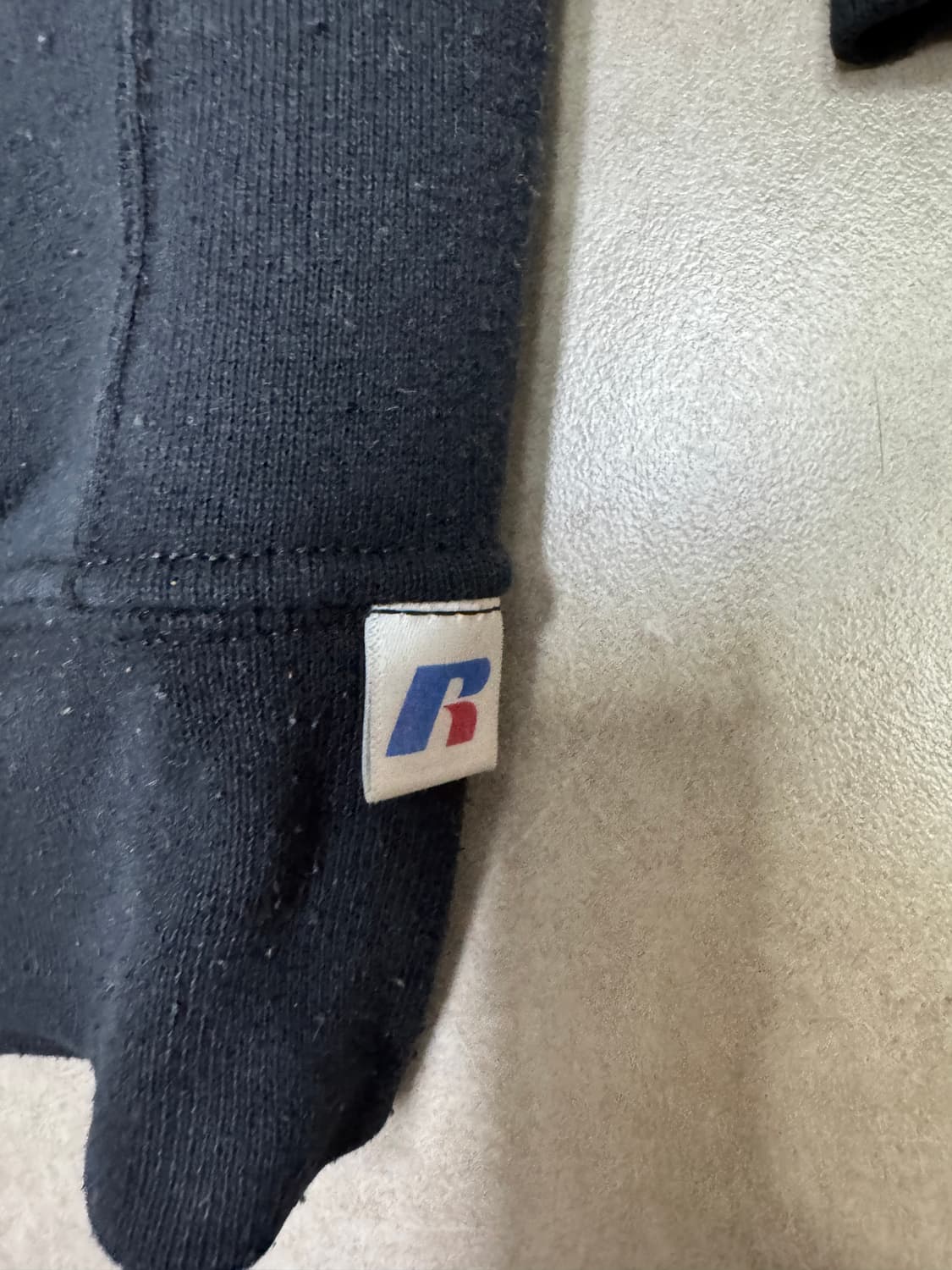 빈티지 러셀 애슬레틱 ‘Motion Fitness’ 자수 맨투맨 블랙 상품이미지3