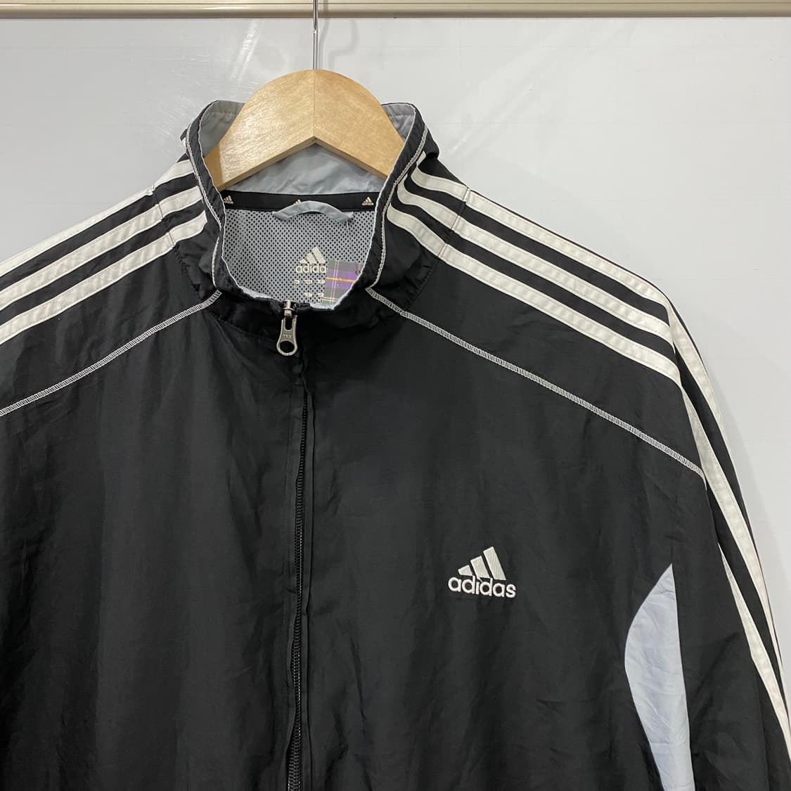 아디다스 패턴 바람막이(XL) 상품이미지3