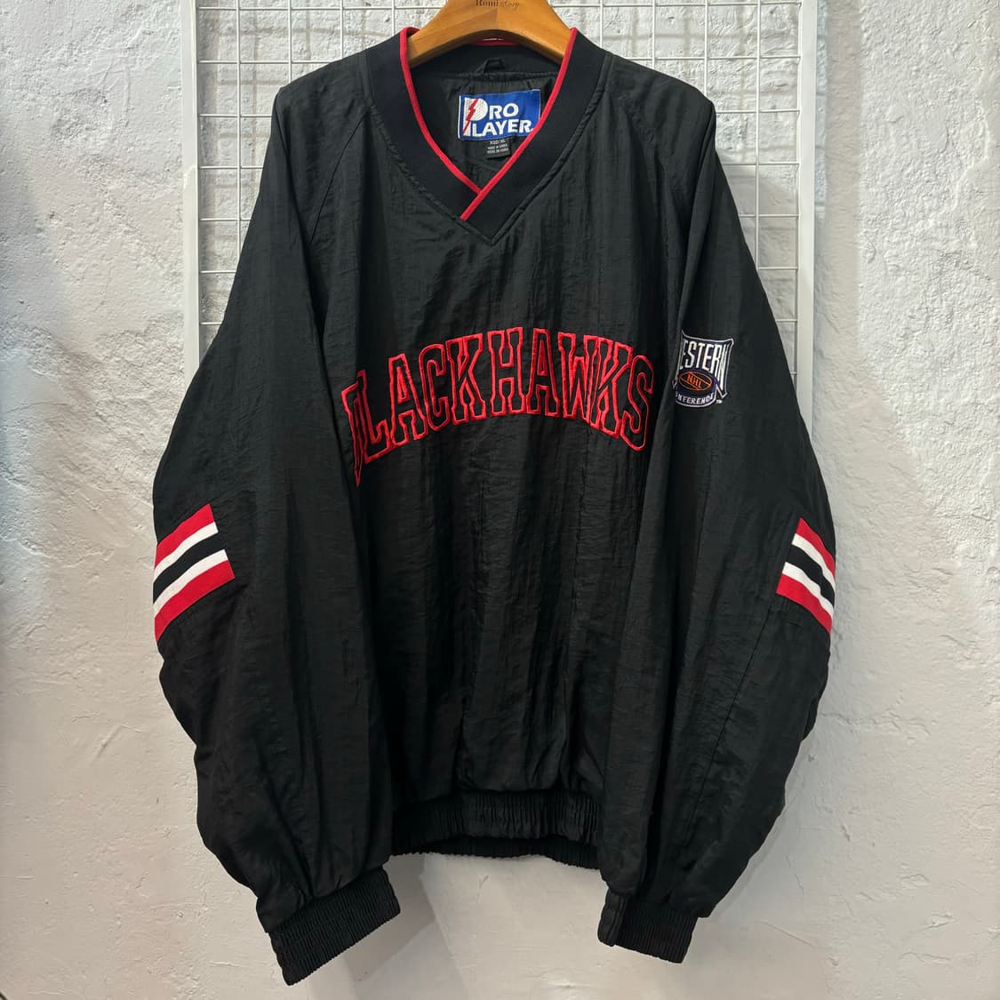 90s 프로 플레이어 올드스쿨 시카고 블랙 호크스 웜업 XL 상품이미지1