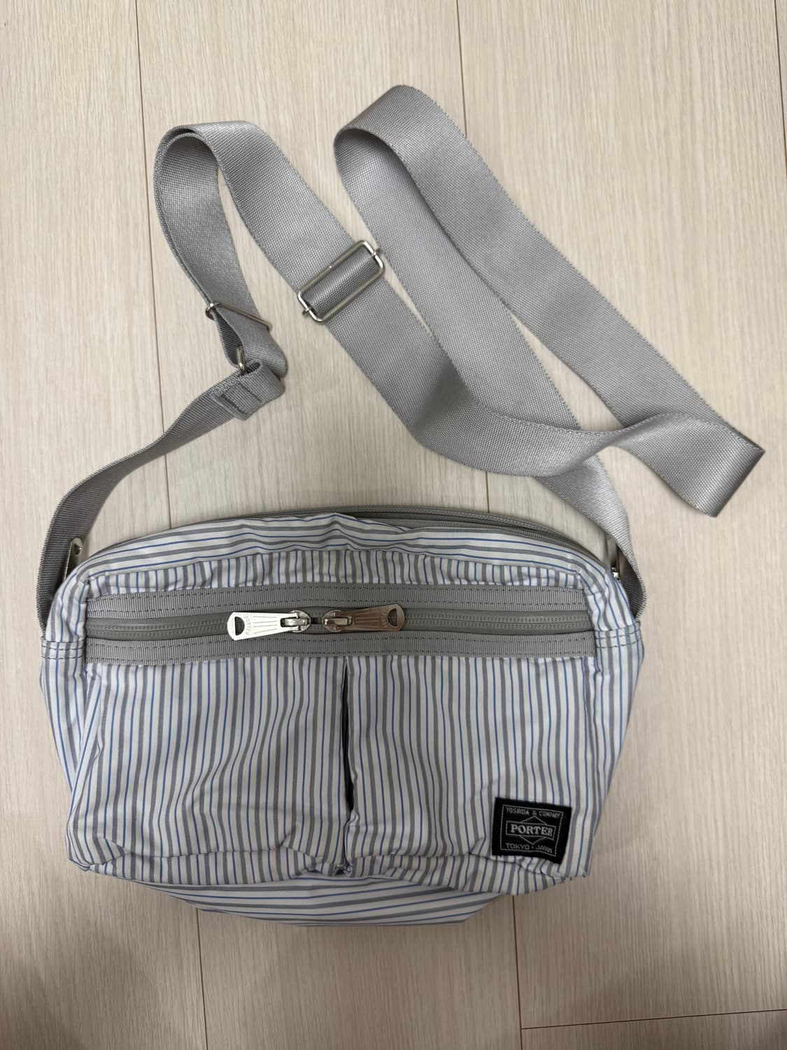요시다 포터 X 꼼데가르송 옴므 콜라보 스트라이프 숄더백  상품이미지2