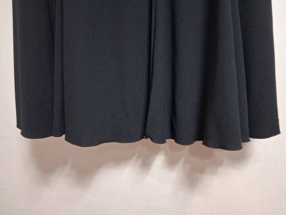 EMMA AMES 블랙 미디 머메이드스커트 26
원산지 일본 상품이미지6