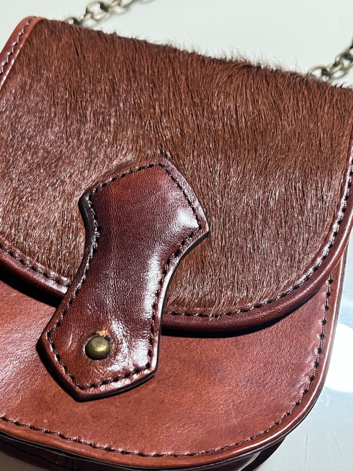 Club Monaco 송치 가죽 크로스 클러치 체인백 상품이미지2