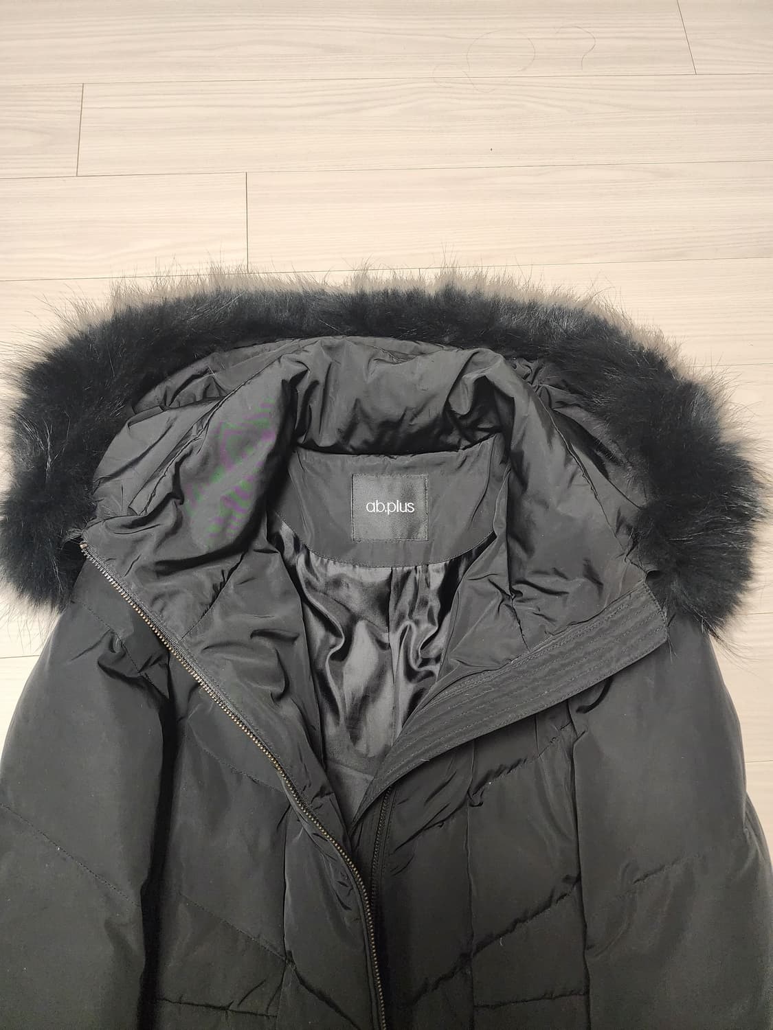 abplus 블랙 후드 라쿤퍼 롱 덕다운 패딩 상품이미지8