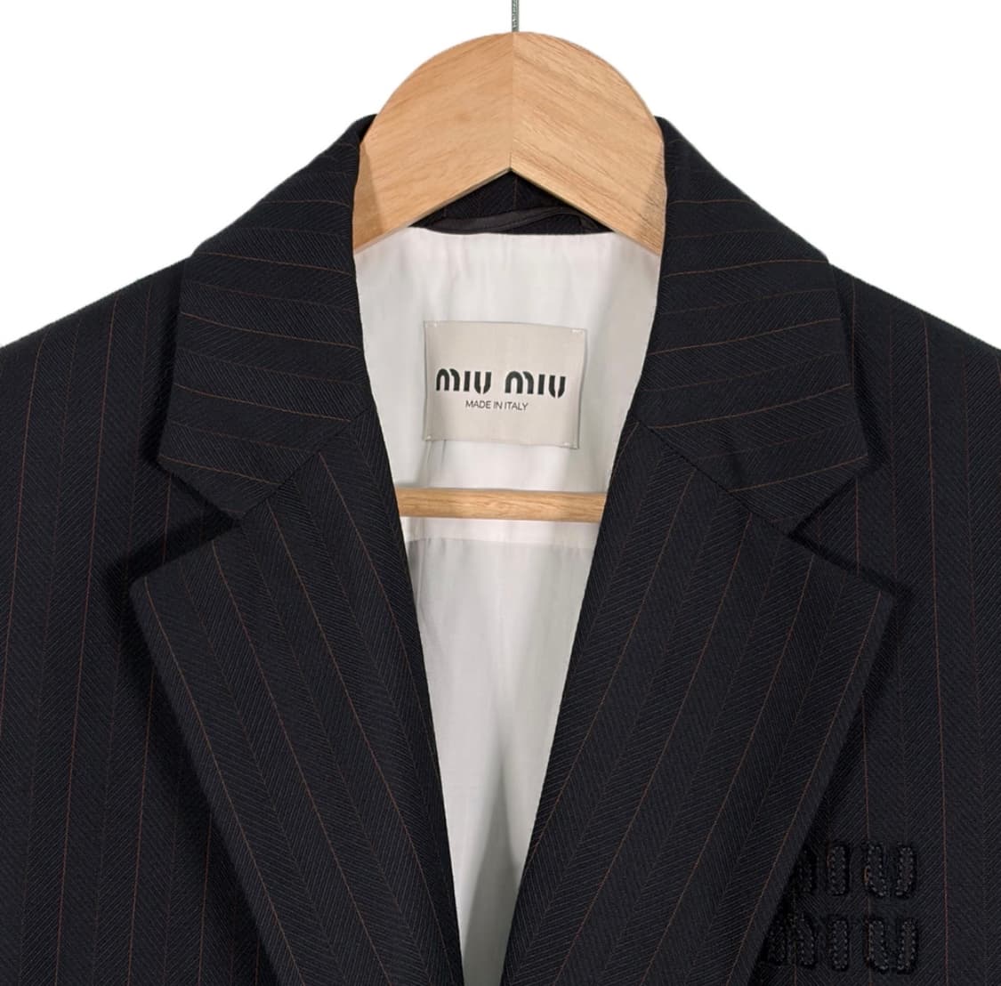 [36] 미우미우 자수 로고 싱글 스트라이프 레이어드 셔츠 블레이저 자켓 상품이미지3