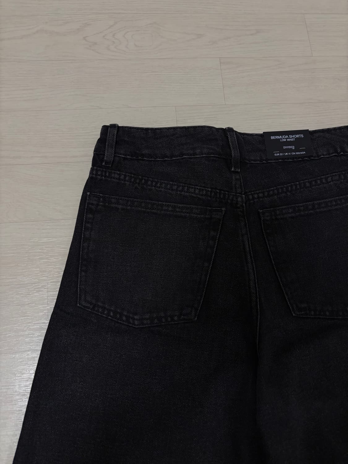 H&M 흑청 반바지 버뮤다팬츠 상품이미지4