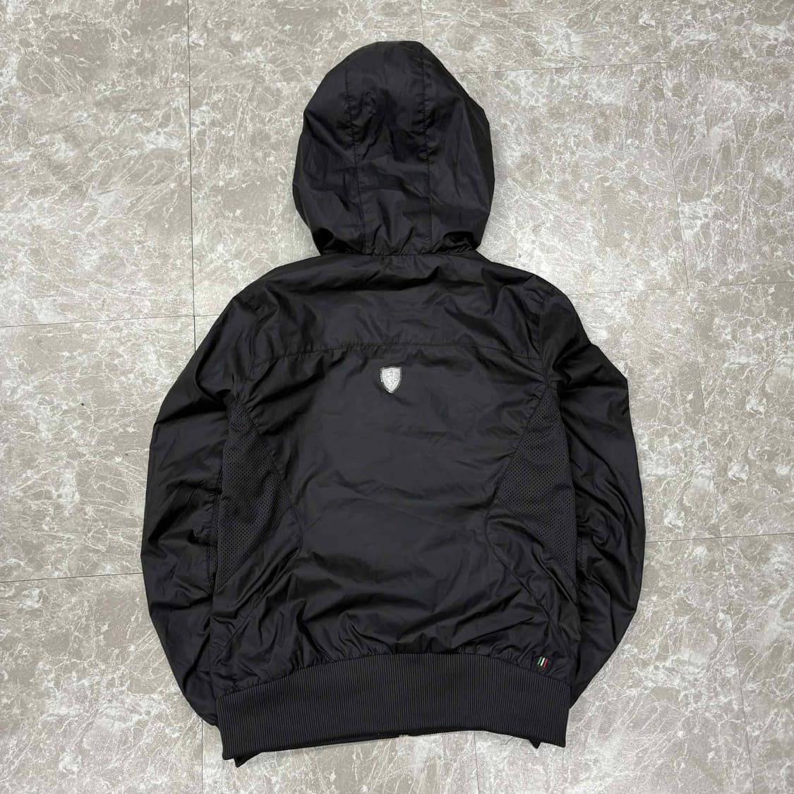 퓨마 x 페라리 블랙 윈드브레이커 자켓 트랙탑 희귀져지(S) 상품이미지3