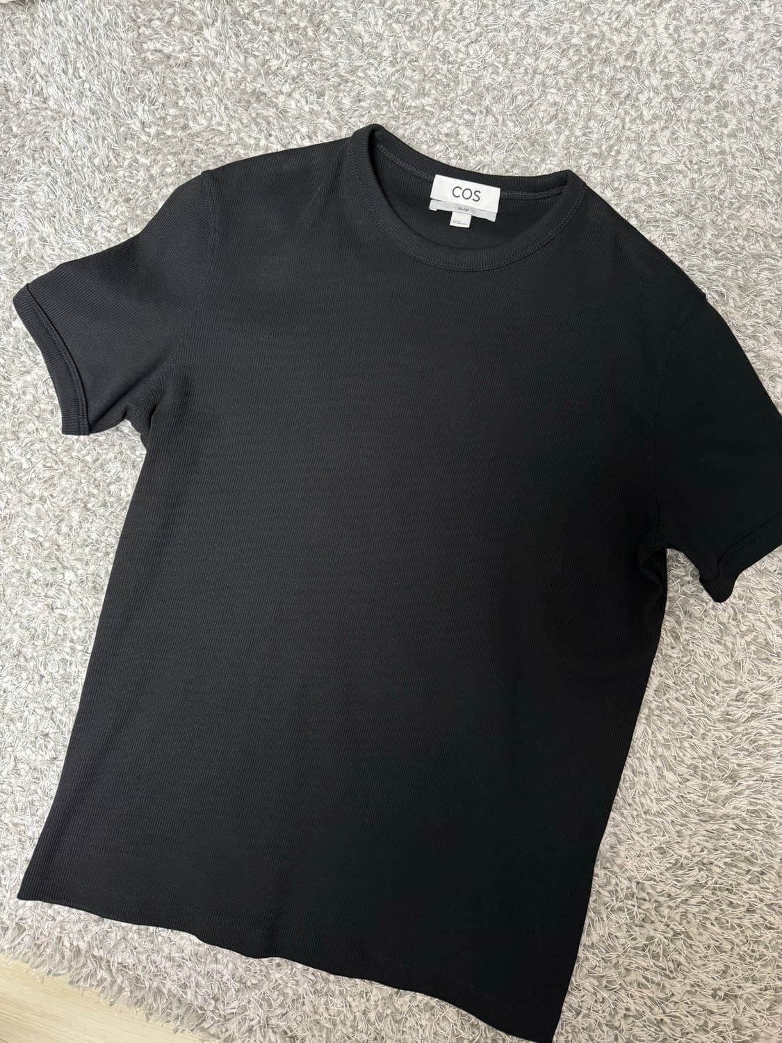 코스 cos 슬림 리브드 티셔츠 블랙 상품이미지2