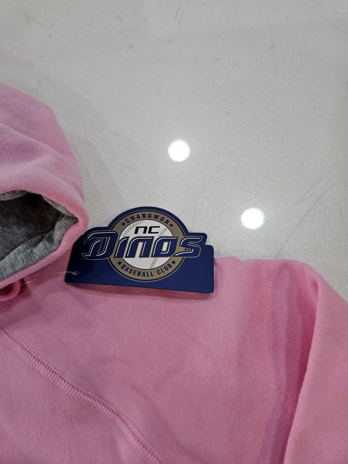 NC 다이노스 정품 후드티 새상품입니다. 상품이미지4