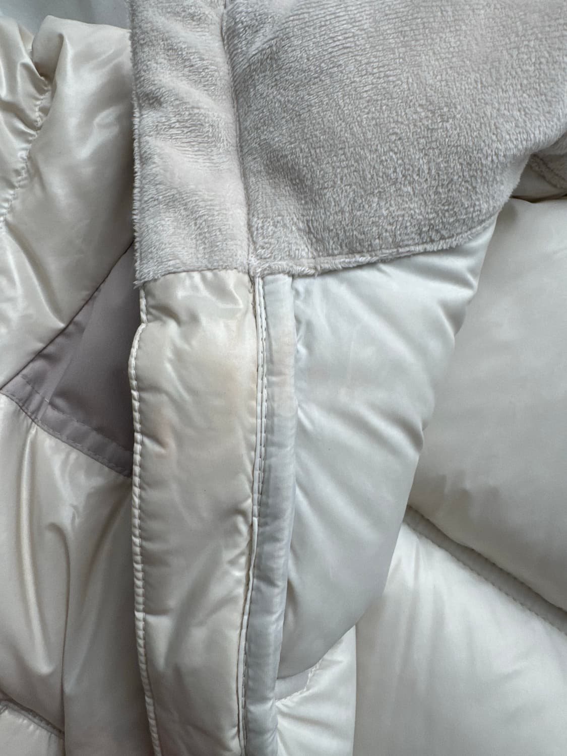 (W) 노스페이스 화이트 라벨 노벨티 눕시 다운 자켓 크림 베이지 상품이미지4