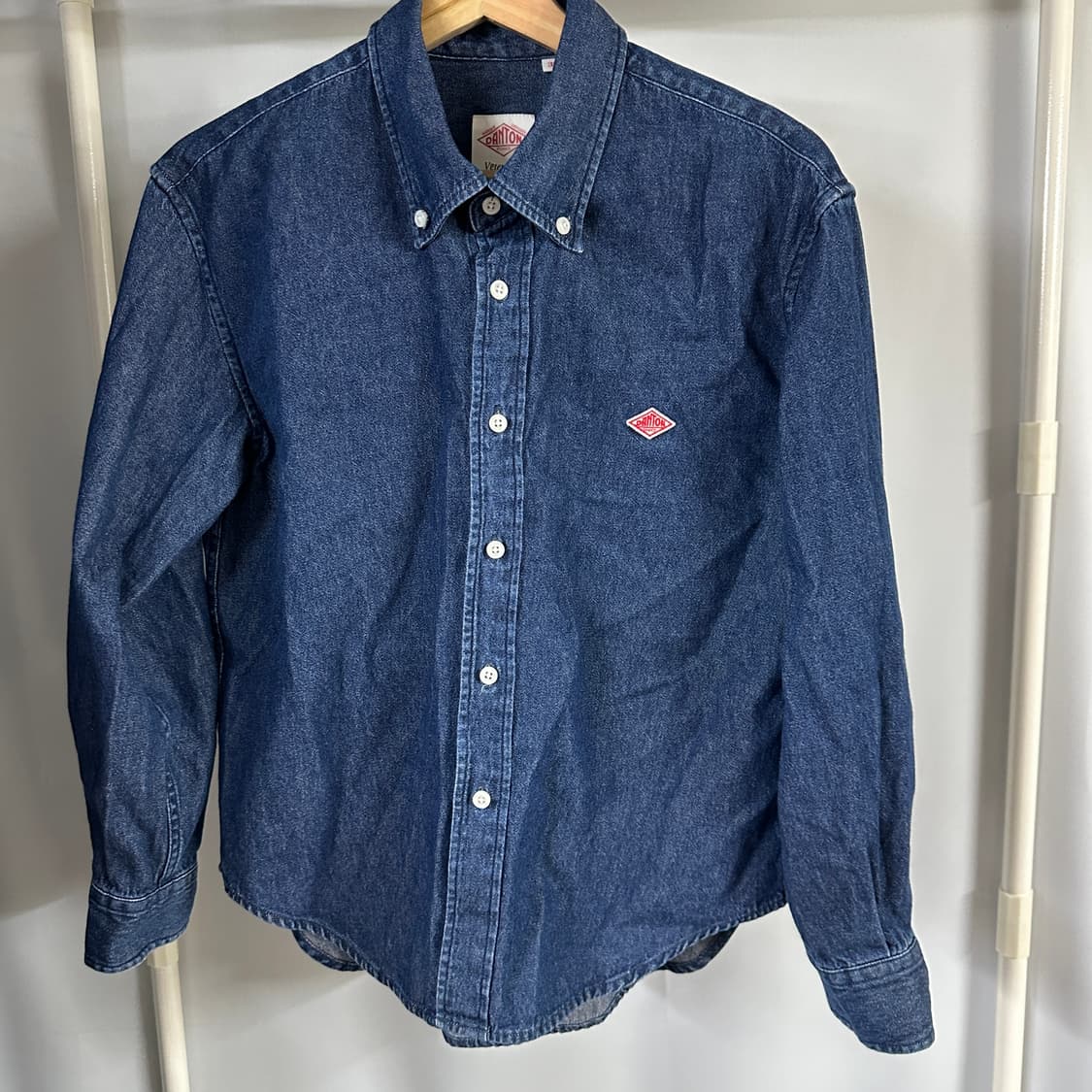 단톤 데님 셔츠 상품이미지1