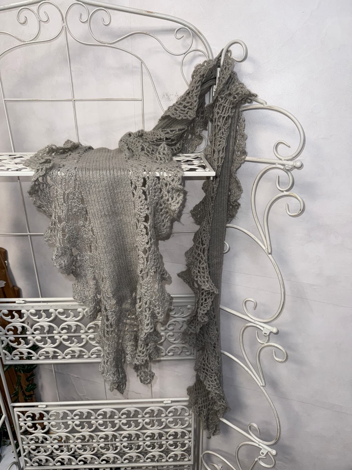 Gray grunge crochet maxi knit muffler 상품이미지1