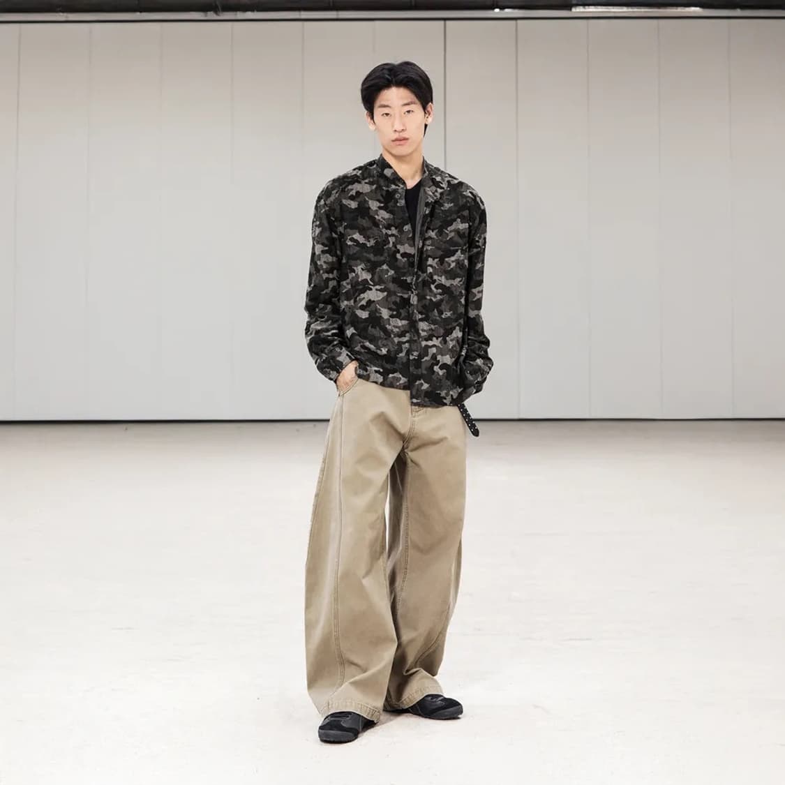 <새상품> 비긴202 루보트위스트 팬츠 2사이즈  상품이미지2