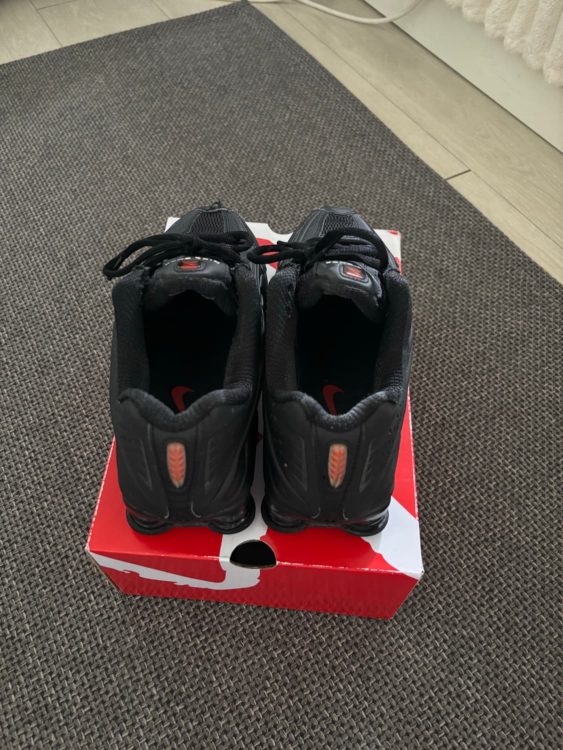 나이키 샥스 R4 Shox R4 Black 상품이미지8