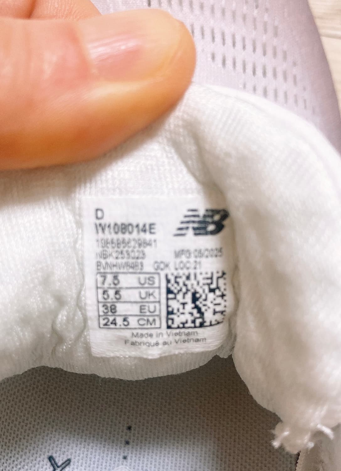 뉴발란스 프레시 폼 1080v14  ,245mm 상품이미지8