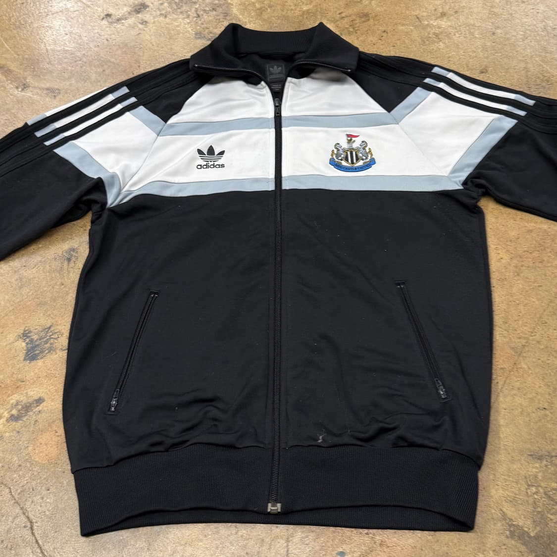 아디다스 뉴캐슬 올드스쿨 흰검 블랙 화이트 트랙탑 져지 상품이미지3